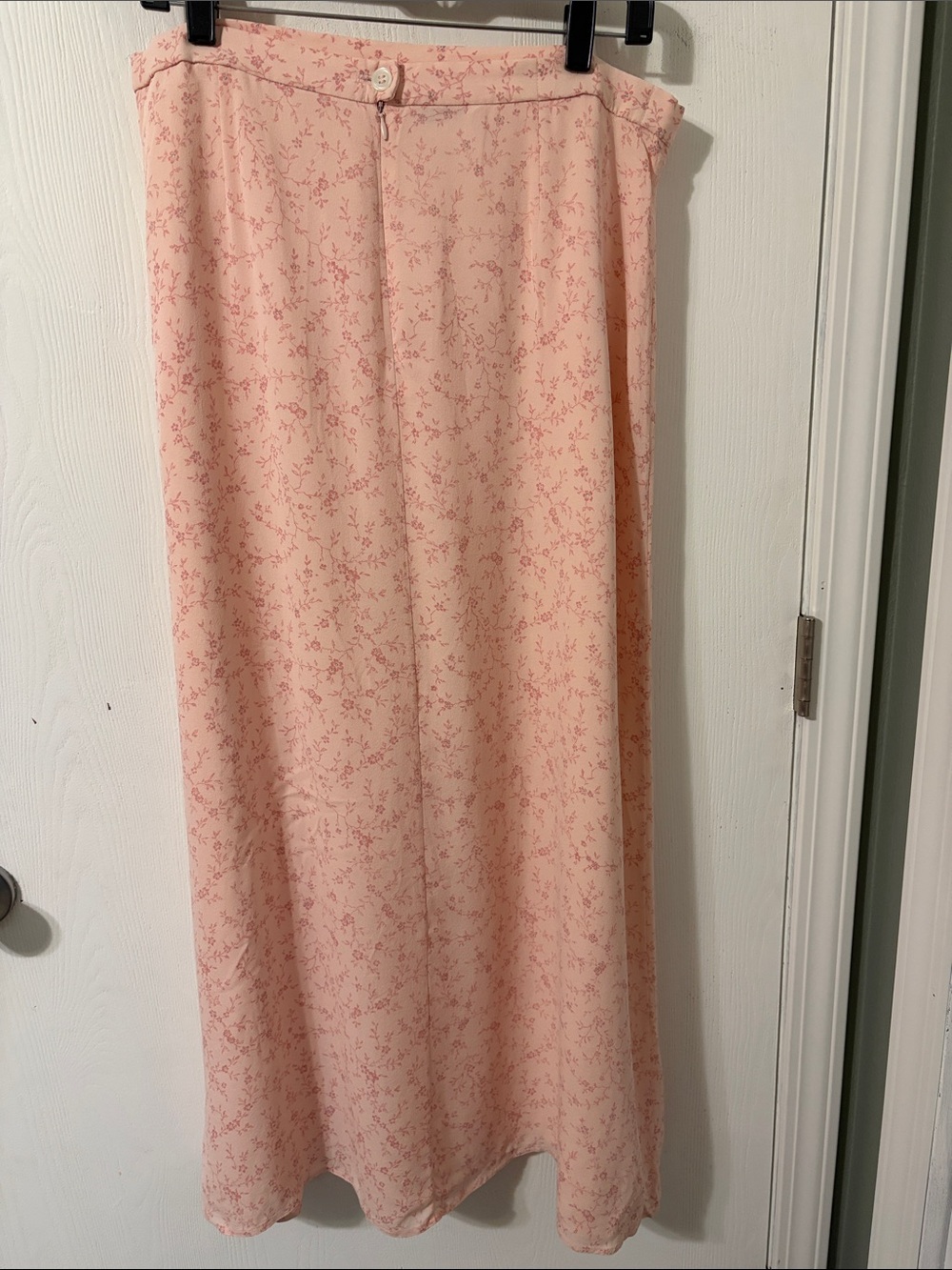 Due Per Due Collection Vintage 100% Silk Light Pink Floral Maxi Skirt Size 14 - Picture 3 of 6